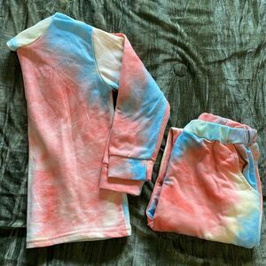 Girls 2 Piece Tie Dye Outfit Size 130